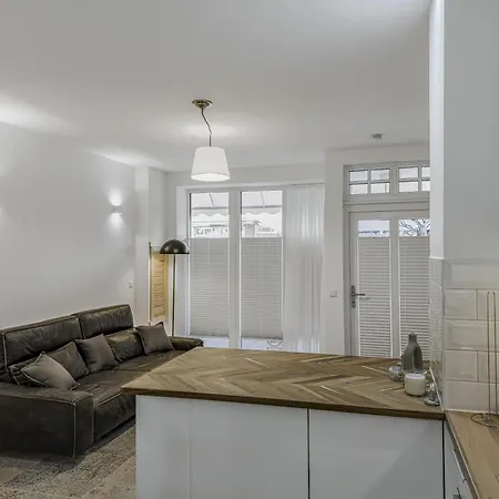 Objekt-nr 235 - Hafen - Kurgartenstrasse * ליבק